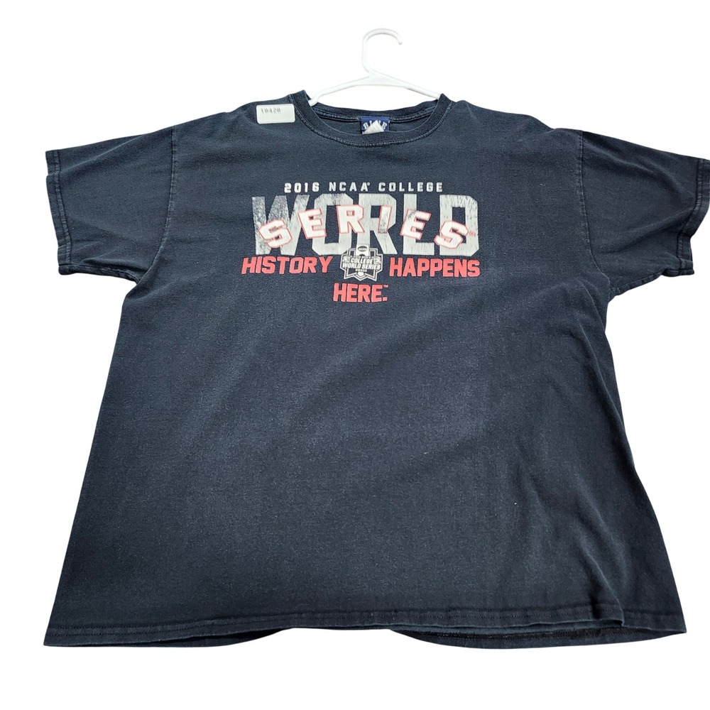 NCAA Mens XL Black Baseball Blue 84 2016 College World Series T-Shirt EUC